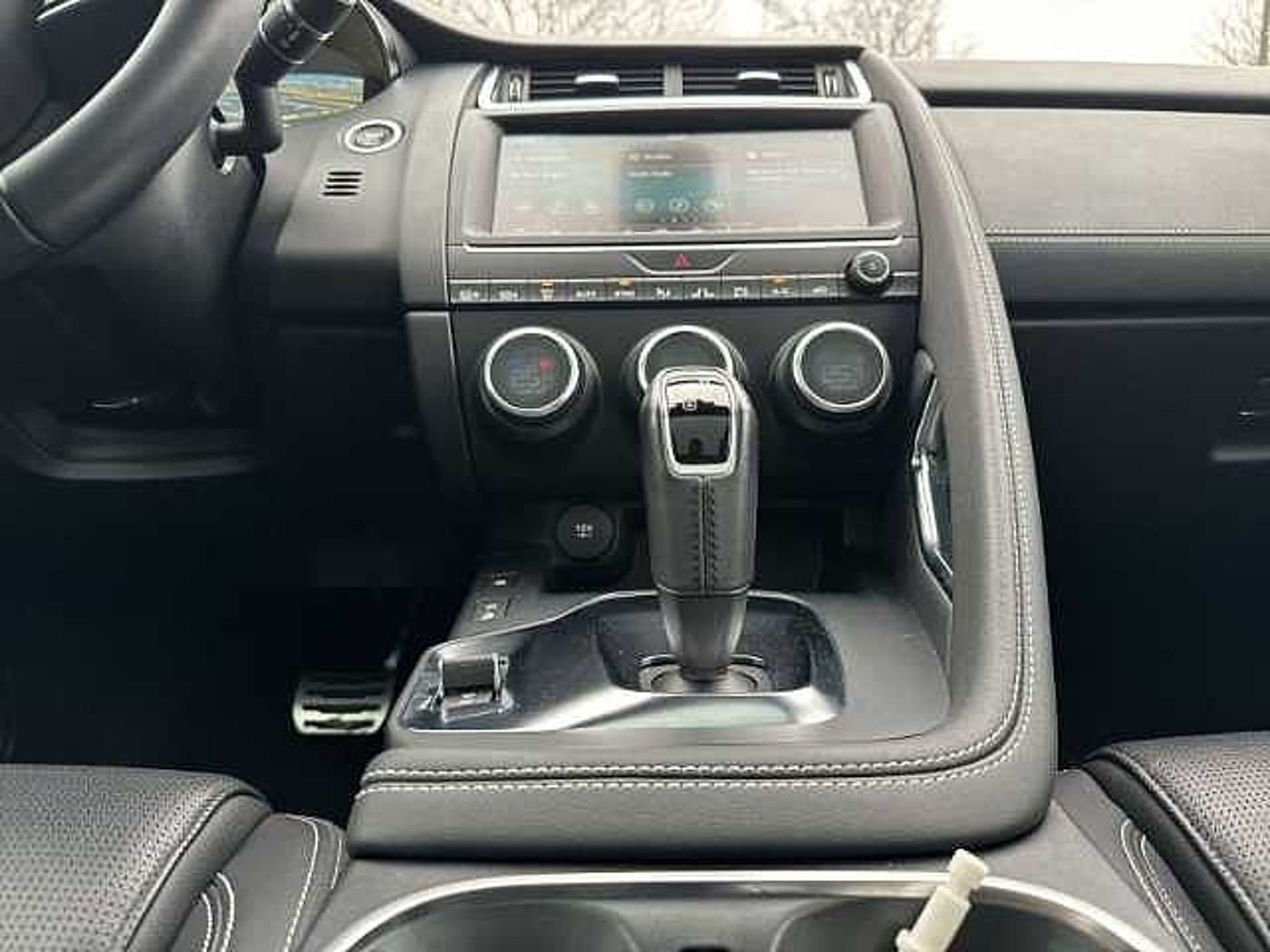 Jaguar  D180 R-Dynamic SE AWD BlackPack 20''LM ACC Pano DAB Keyless MemorySitze